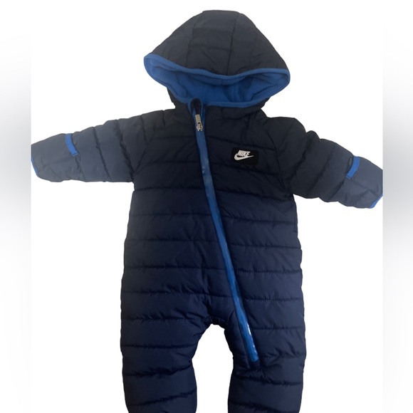 Nike infant snowsuit 6/9 month - Picture 1 of 3